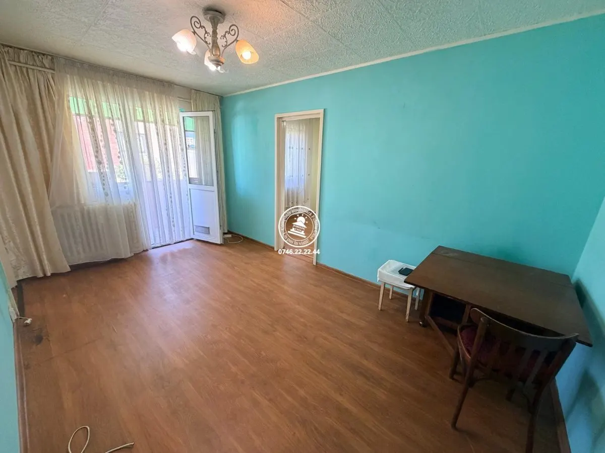 Apartament cu 3 camere Alexandru cel Bun  Piata Voievozilor - foto 6