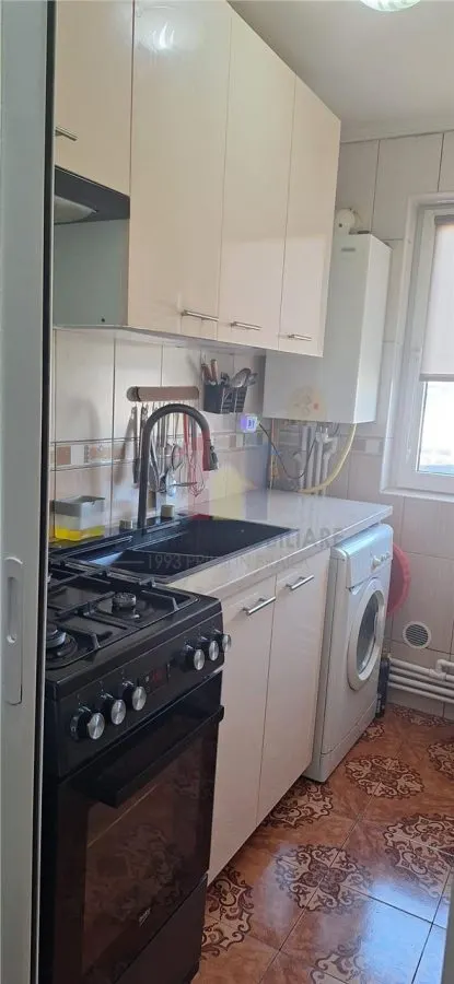 3 camere confort 2, Mobilat si Utilat, Hipodrom - Capatul lui 2 - foto 8