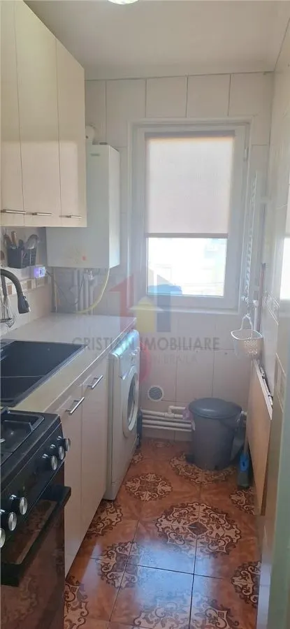 3 camere confort 2, Mobilat si Utilat, Hipodrom - Capatul lui 2 - foto 9