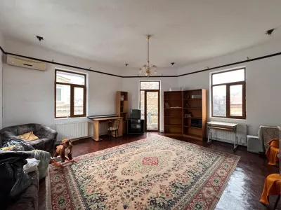 Vanzare apartament 2 camere ultracentral in vila 147 mp | Piata Unirii - Corneliu Coposu | - foto 2