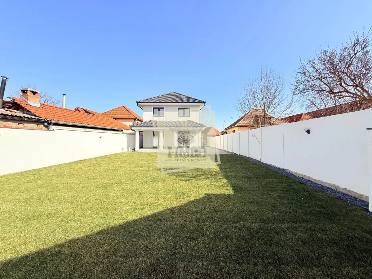 Casa moderna la cheie 4 camere 3 bai si 644 mp teren Selimbar - foto 2