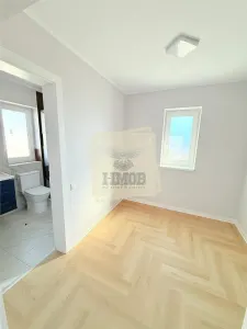 Casa moderna la cheie 4 camere 3 bai si 644 mp teren Selimbar - foto 13