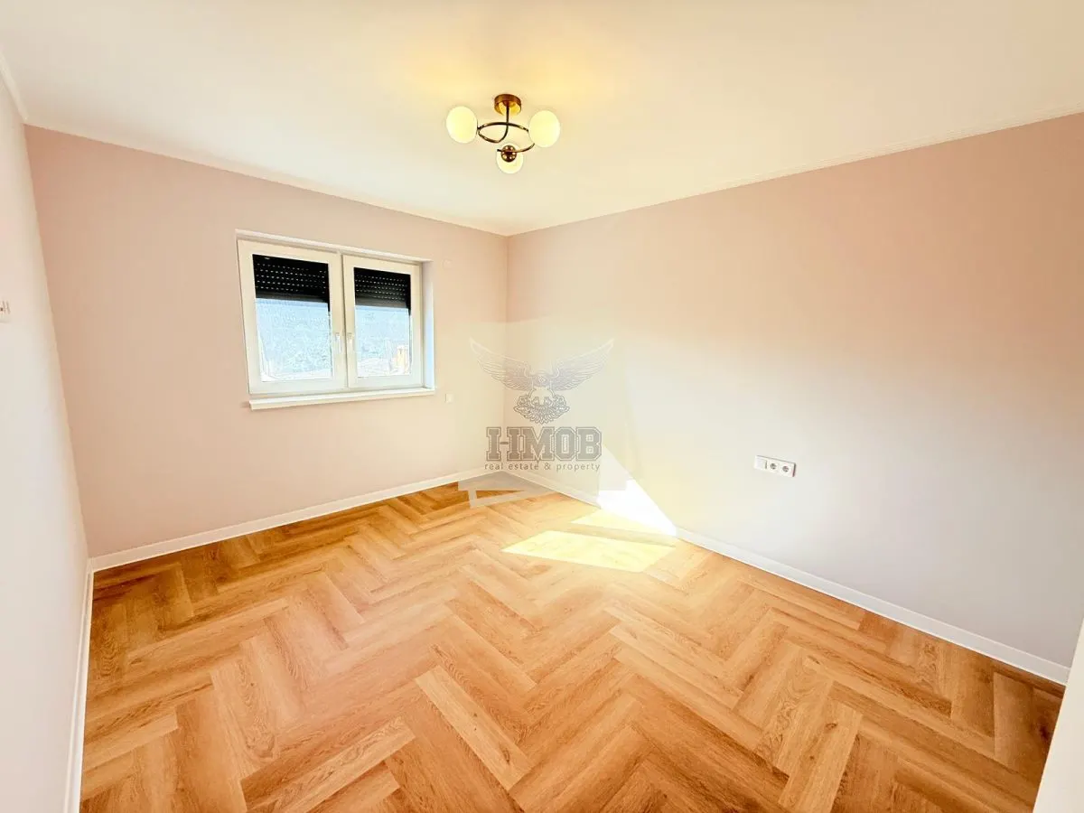 Casa moderna la cheie 4 camere 3 bai si 644 mp teren Selimbar - foto 9