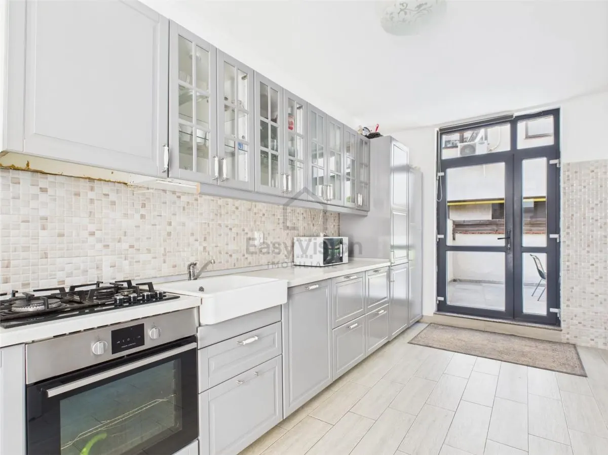 Apartament 3 Camere | 163 mp | Damaroaia | Petrom City | Sector 1 - foto 5