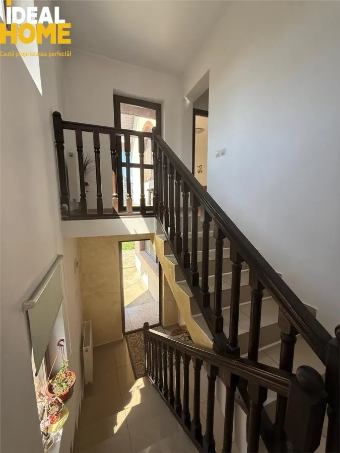 Vila 4 camere Lunca Cetatuii Str Trandafirilor - foto 10