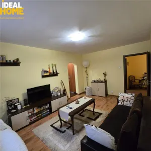 Apartament 3 camere 3din4 Iasi Centru - foto 1