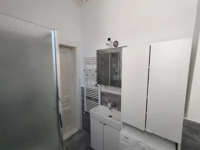 IOSEFIN - 2 CAMERE - 2 BAI - RENOVAT - ETAJ 1 - foto 6
