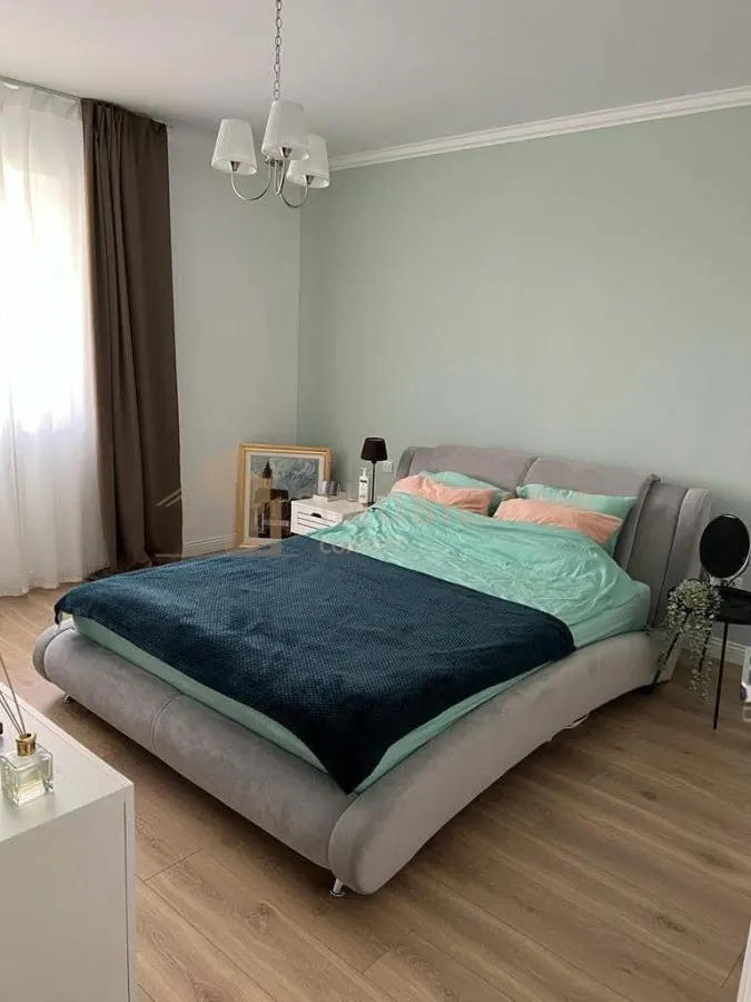 Apartament 2 camere si curte proprie - foto 4