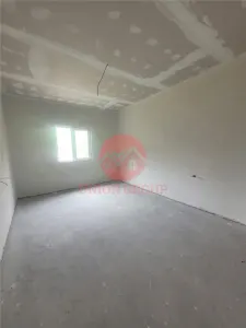 Casa de Vanzare Lumina Finisata la Cheie, Aproape de Centru - foto 9