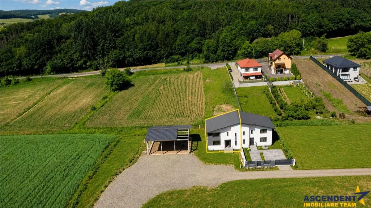 Casa eleganta, recent edificata, Voiniceni, 6km de Targu Mures. - foto 1
