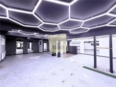 Spatiu comercial 95 mp pretabil diverse activitati Calea Dumbravii - Sibiu