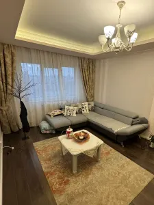 Ap.3 camere - 72mp - mobilat, et. intermediar, Zona Mircea la Bulevard - Iasi