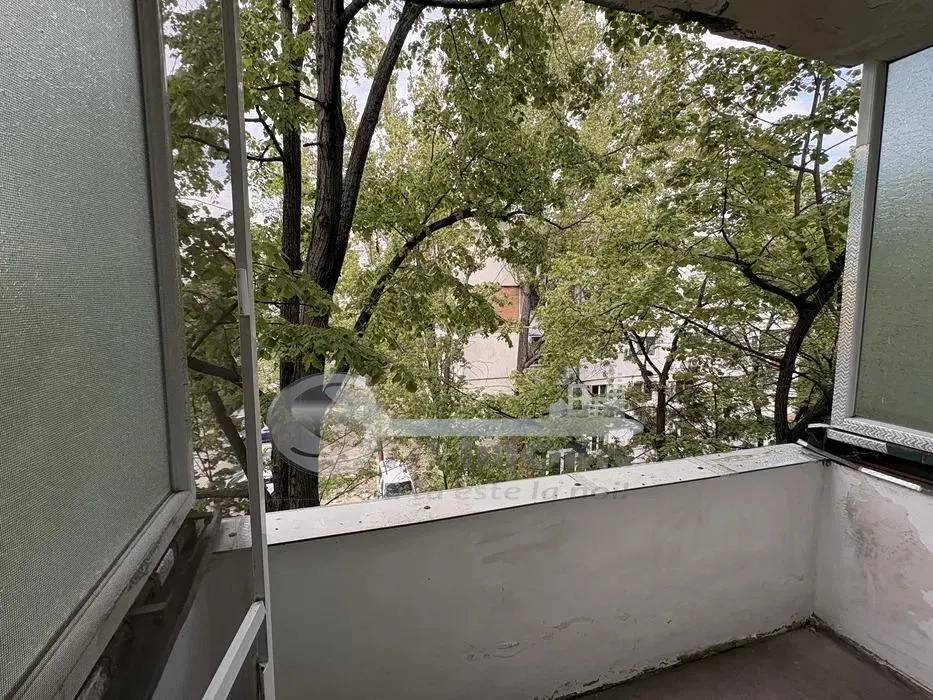 Apartament 3 camere, Pod Ros,  aer conditionat, doua balcoane - foto 7