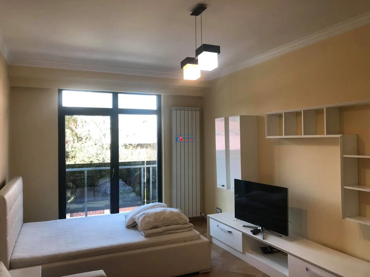 Inchiriere apartament 1 camera de LUX in Centru zona-Platinia Mall - foto 1