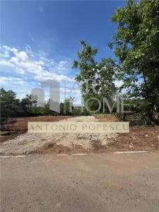 Teren intravilan, 340 mp, In Baicoi, zona ultracentrala. - foto 12