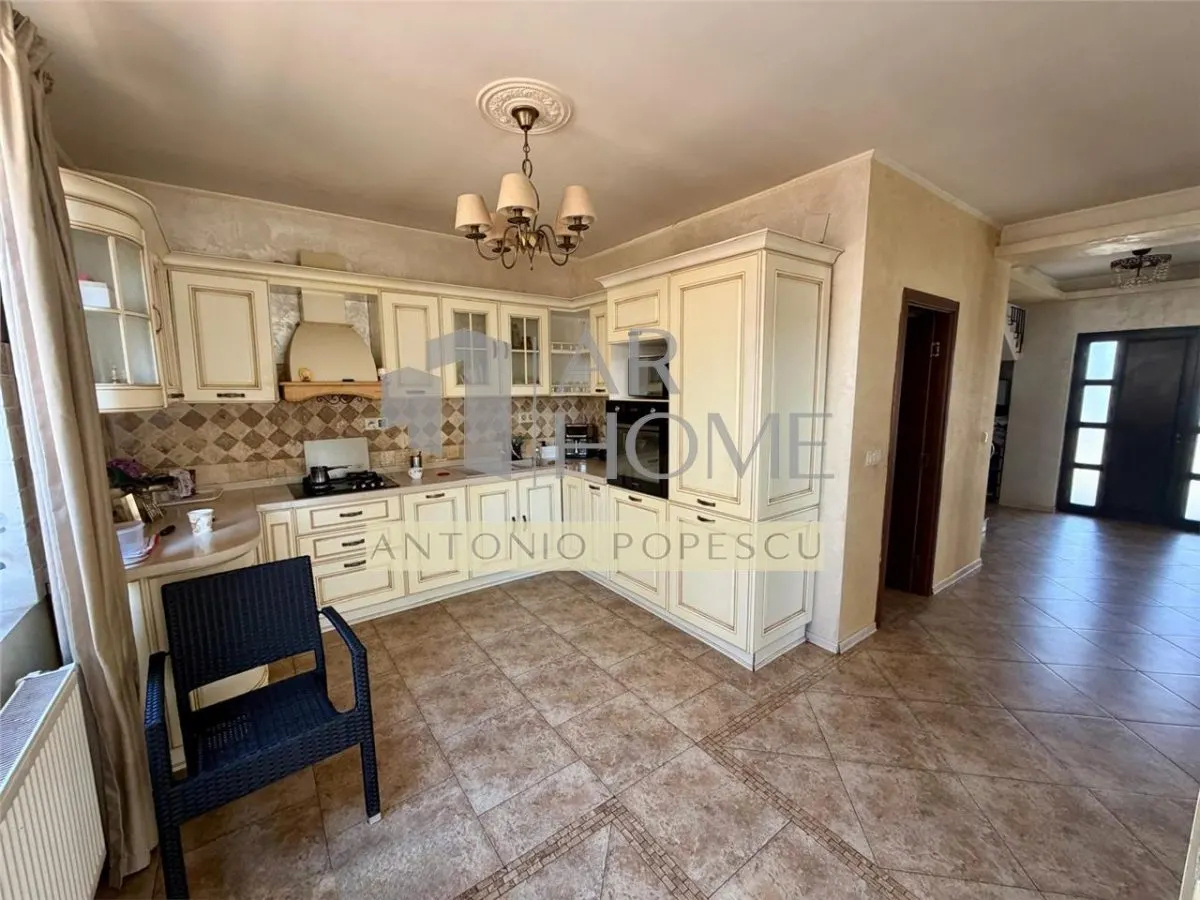 Casa 4 camere P+1E, in Ploiesti, zona Albert. - foto 9