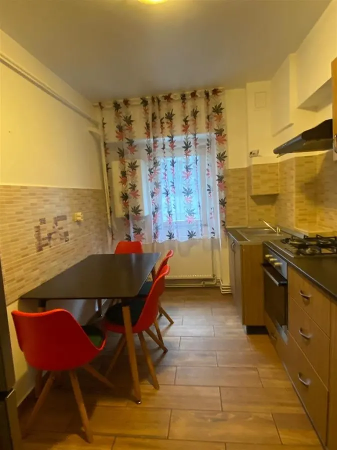 Apartament 2 camere Palas- 499 EURO - foto 8