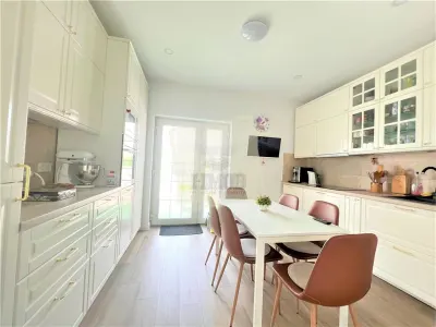 Casa individuala moderna complet utilata cu 4 camere 2 bai garaj - foto 5