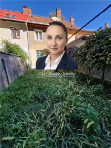 Resita Casa 5 Cam D-P-Etj.1 si Curte - Resita
