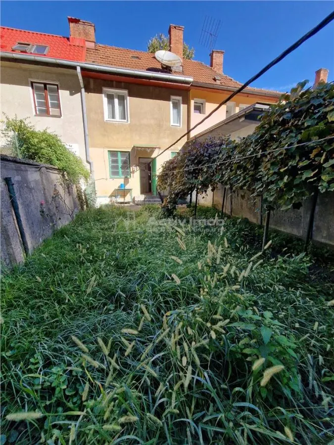 Resita Casa 5 Cam D-P-Etj.1 si Curte - foto 17