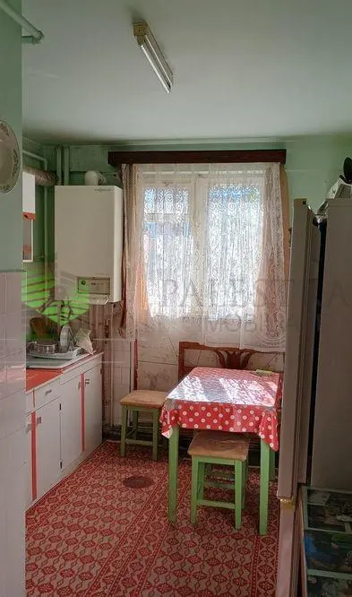 Apartament de  3 camere Scriitorilor ,parter,117500 Euro - foto 2