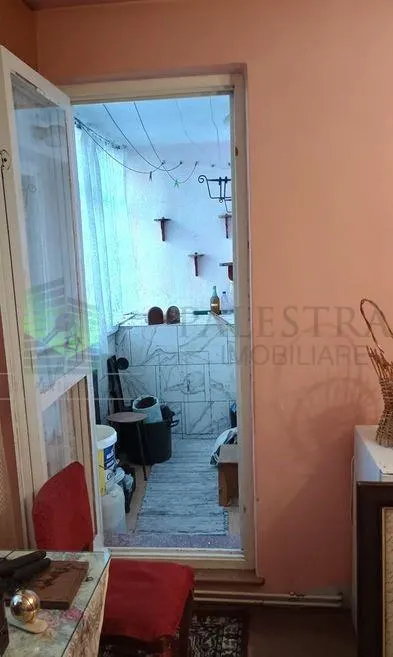 Apartament de  3 camere Scriitorilor ,parter,117500 Euro - foto 7