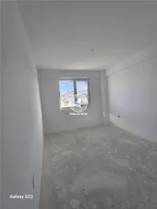 Apartament 2 camere  de vanzare -Hlincea - foto 2