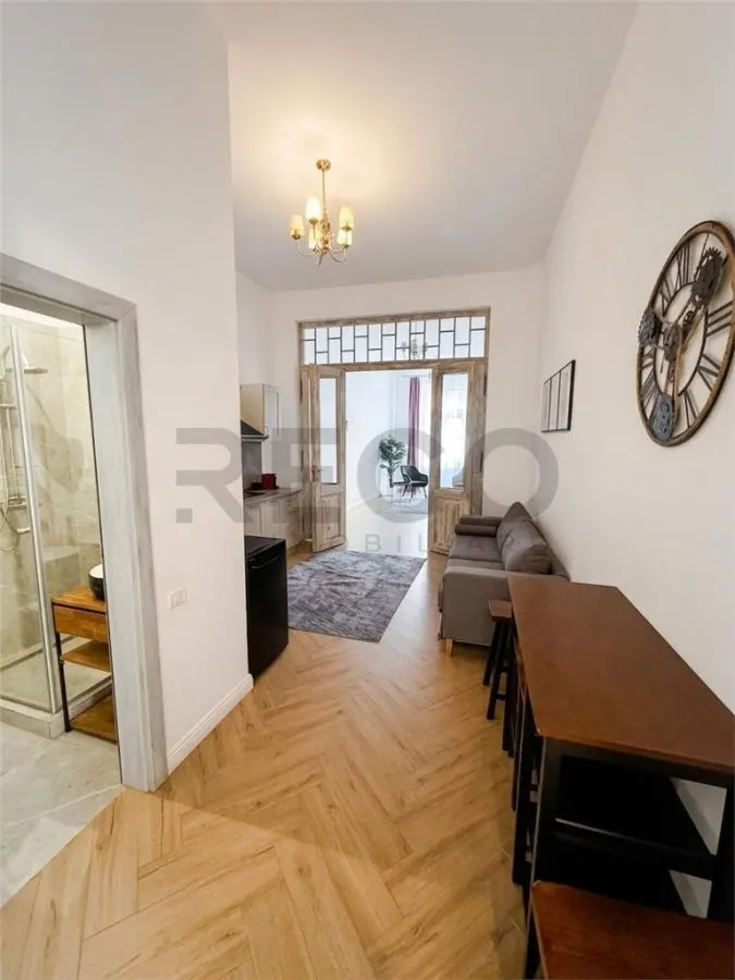 RECO Apartament de inchiriat  cu 2 camere premium  ultracentral - foto 1