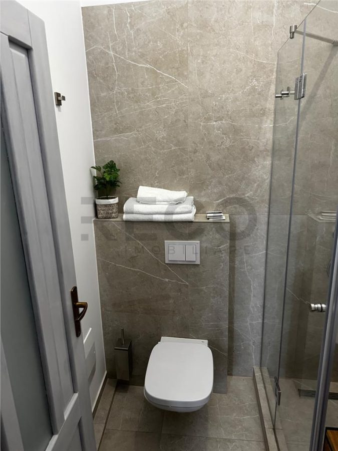 RECO Apartament de inchiriat  cu 2 camere premium  ultracentral - foto 11