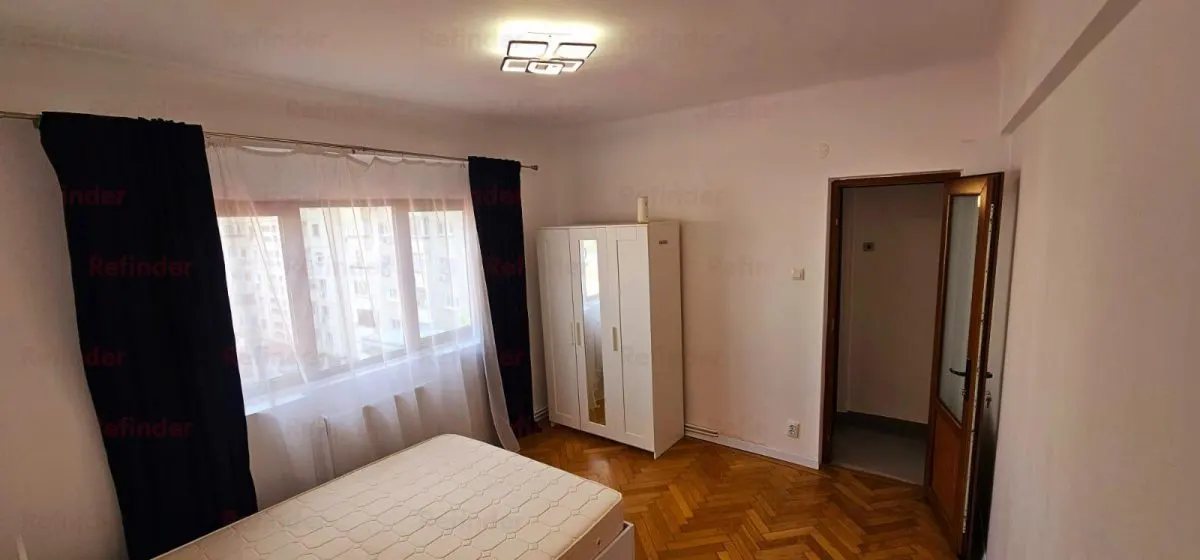 Apartament 4 camere recent renovat | centrala proprie | semimobilat si utilat | Calea Calarasilor - metrou Piata Muncii | - foto 4