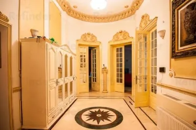 Vanzare apartament exclusivist in vila | Ultracentral - Piata Sfantul Stefan | 265 mp | - foto 18