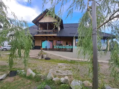 Casa cu teren si doua pastravarii in Fantana Mare - Fantana Mare