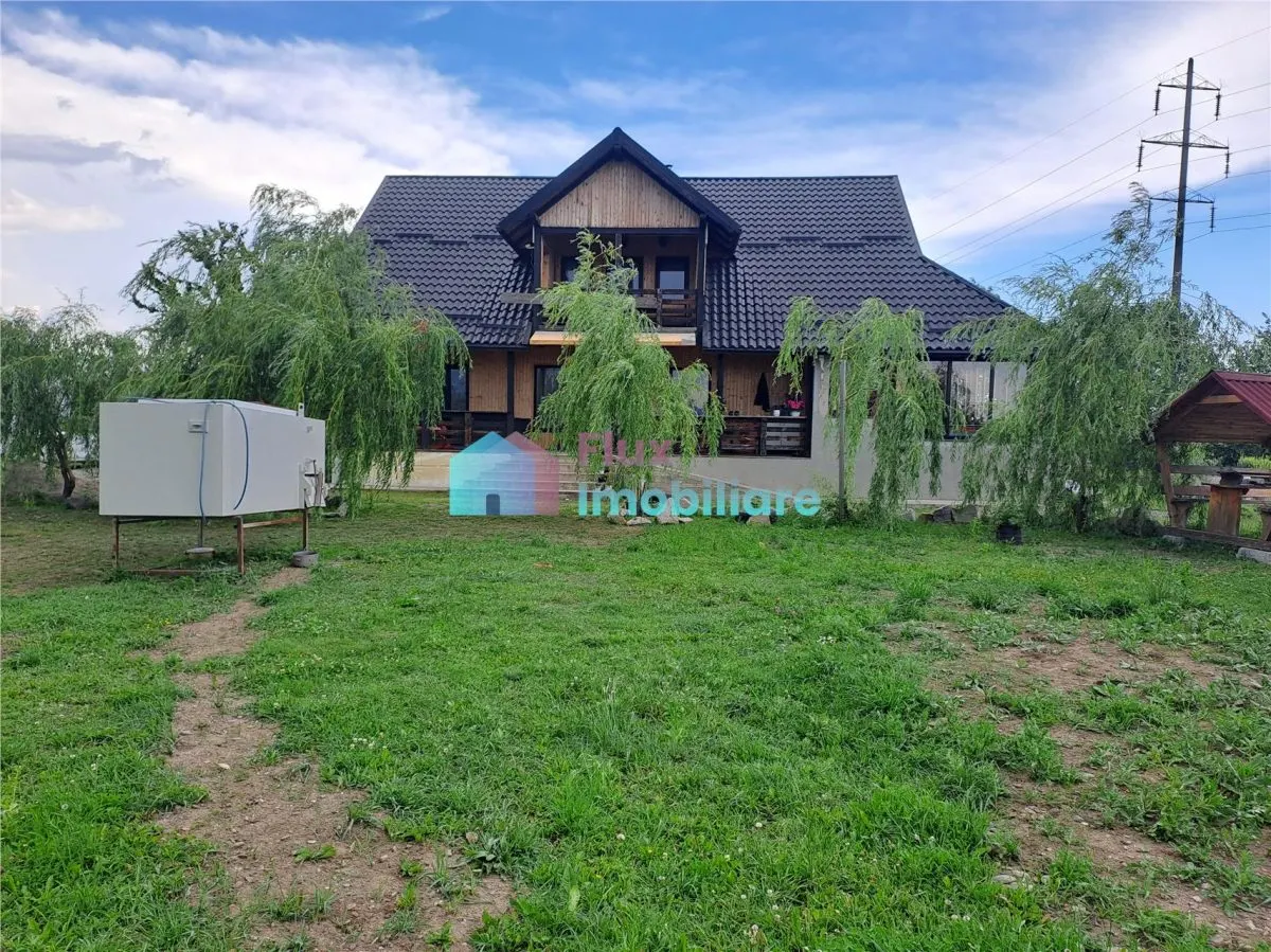 Casa cu teren si doua pastravarii in Fantana Mare - foto 13