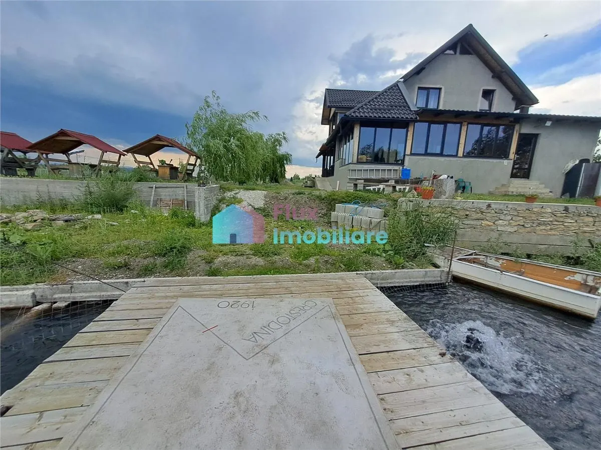 Casa cu teren si doua pastravarii in Fantana Mare - foto 9