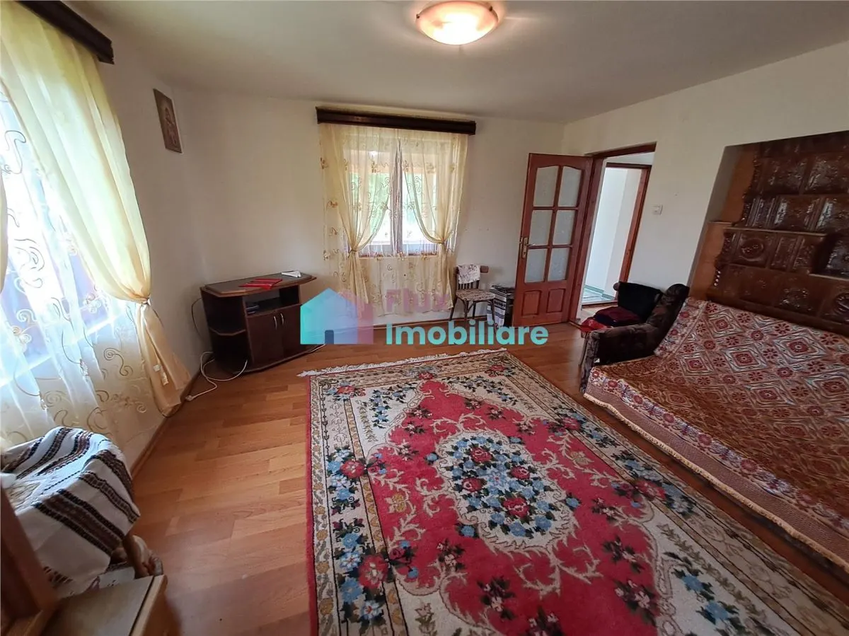 Casa cu teren in Malini - foto 16