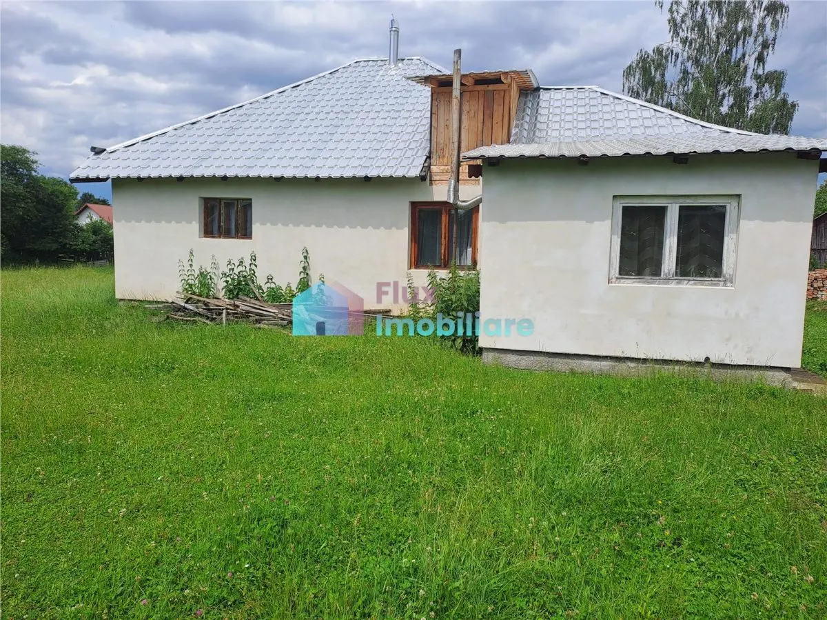 Casa cu teren in Malini - foto 10