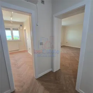 Oferta Rara - Copou - Parc - Apartament 4 camere cu garaj si boxa - foto 7