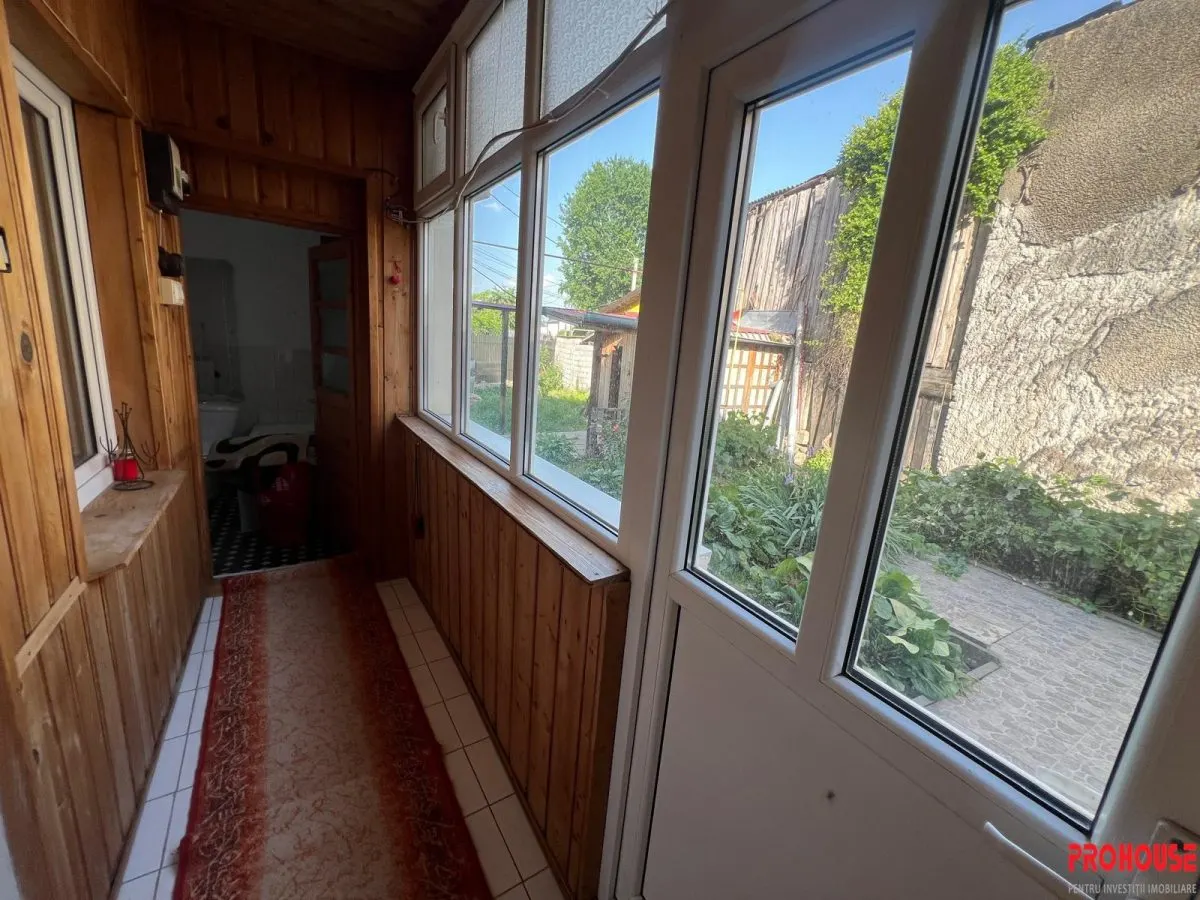 Casă de vânzare â€“ zonă centrală Bacău | Unirii â€“ Autogară - foto 12