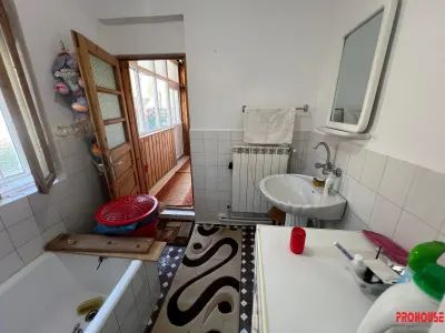 Casă de vânzare â€“ zonă centrală Bacău | Unirii â€“ Autogară - foto 17