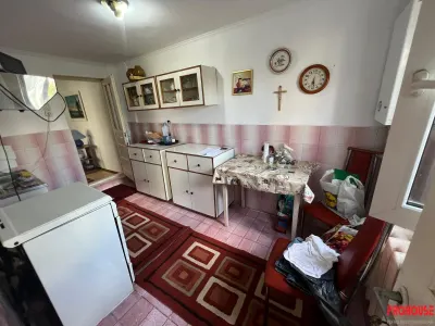 Casă de vânzare â€“ zonă centrală Bacău | Unirii â€“ Autogară - foto 7