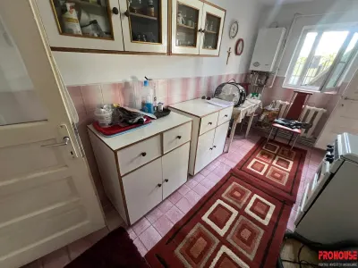 Casă de vânzare â€“ zonă centrală Bacău | Unirii â€“ Autogară - foto 9