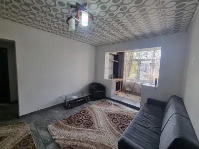 Apartament 3 camere - 58 mp, etaj 1 - Podu Ros - foto 1