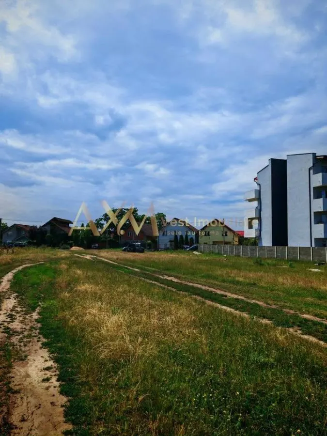 Vanzare teren - foto 3