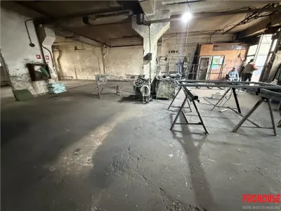 Hala de vanzare- zona urbana- strada Turbinei! - foto 6