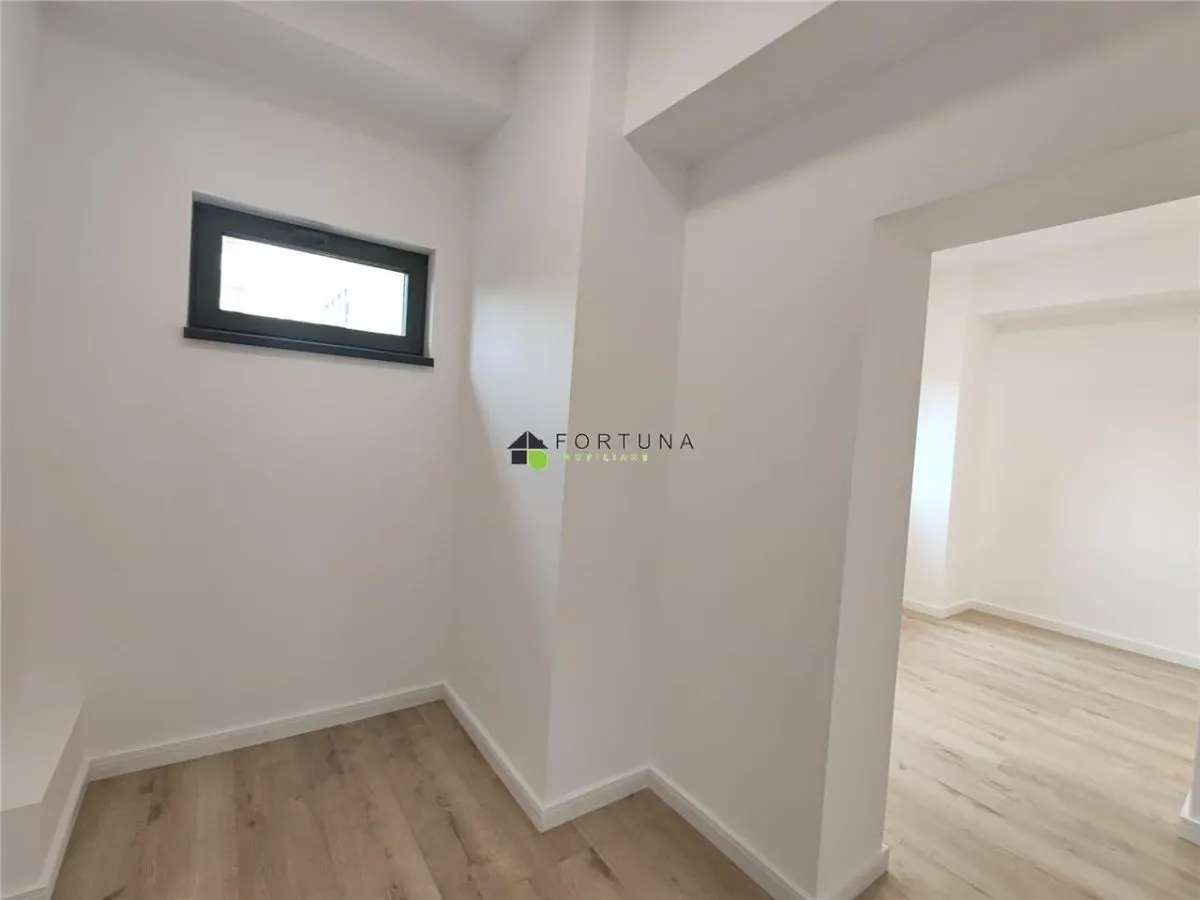 Spatiu comercial Centrul Civic - foto 10