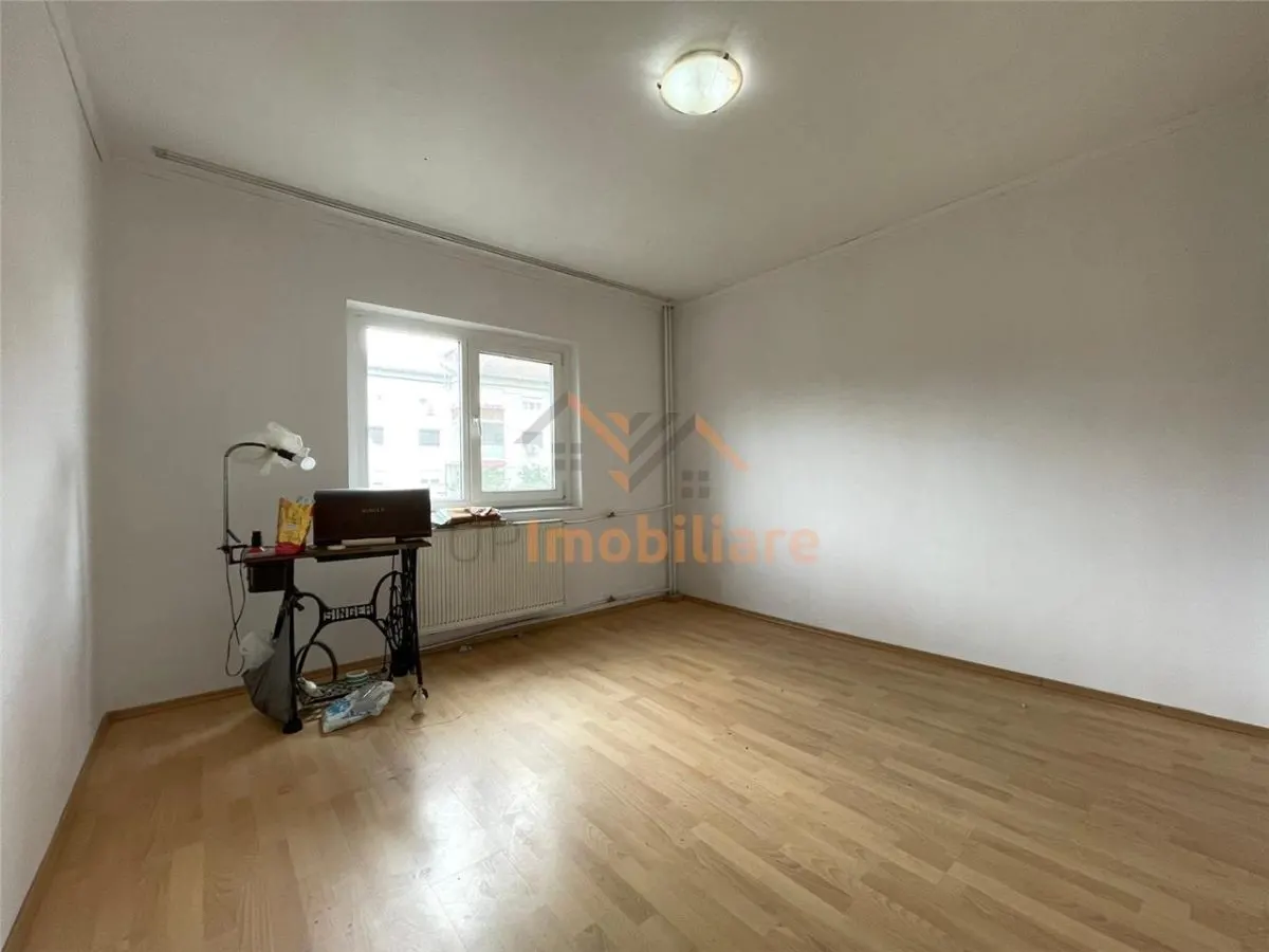 APARTAMENT 3 CAMERE | ETAJ 2 | DECEBAL | ALUMINEI | ORADEA | - foto 1
