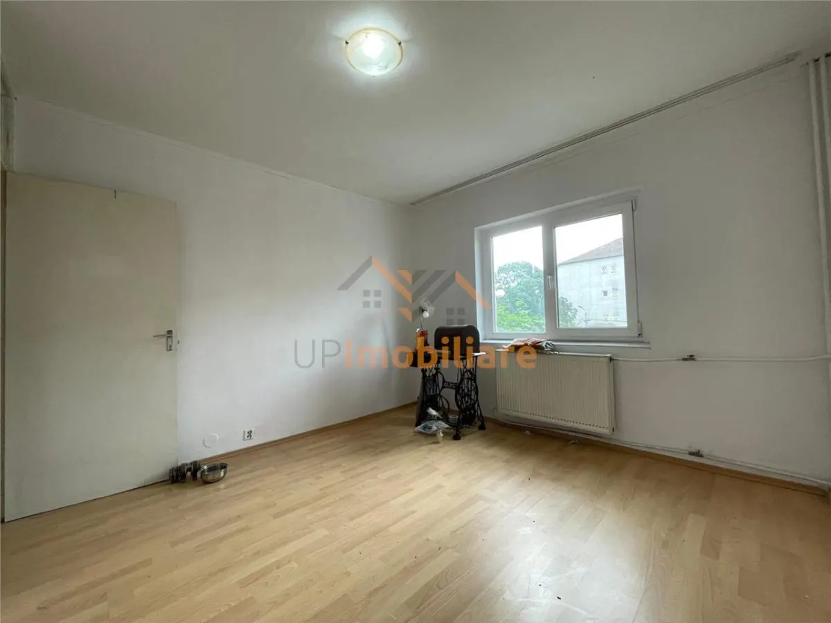 APARTAMENT 3 CAMERE | ETAJ 2 | DECEBAL | ALUMINEI | ORADEA | - foto 2