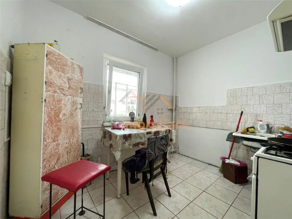 APARTAMENT 3 CAMERE | ETAJ 2 | DECEBAL | ALUMINEI | ORADEA | - foto 9