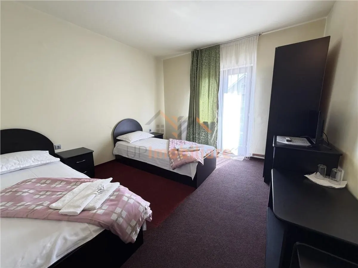 PENSIUNE 20 CAMERE | ZONA SANMARTIN | BIHOR | ACCES DIN E79 - foto 12