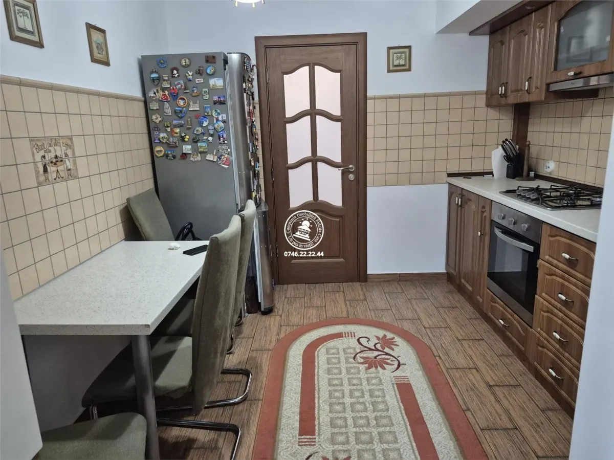 Apartament 3 camere de inchiriat zona Pacurari - Pizza Smile - foto 10